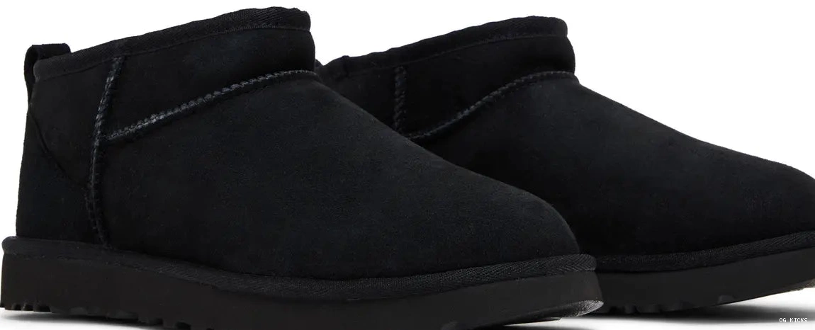 Ultra W Mini UGG Classic Black 0801